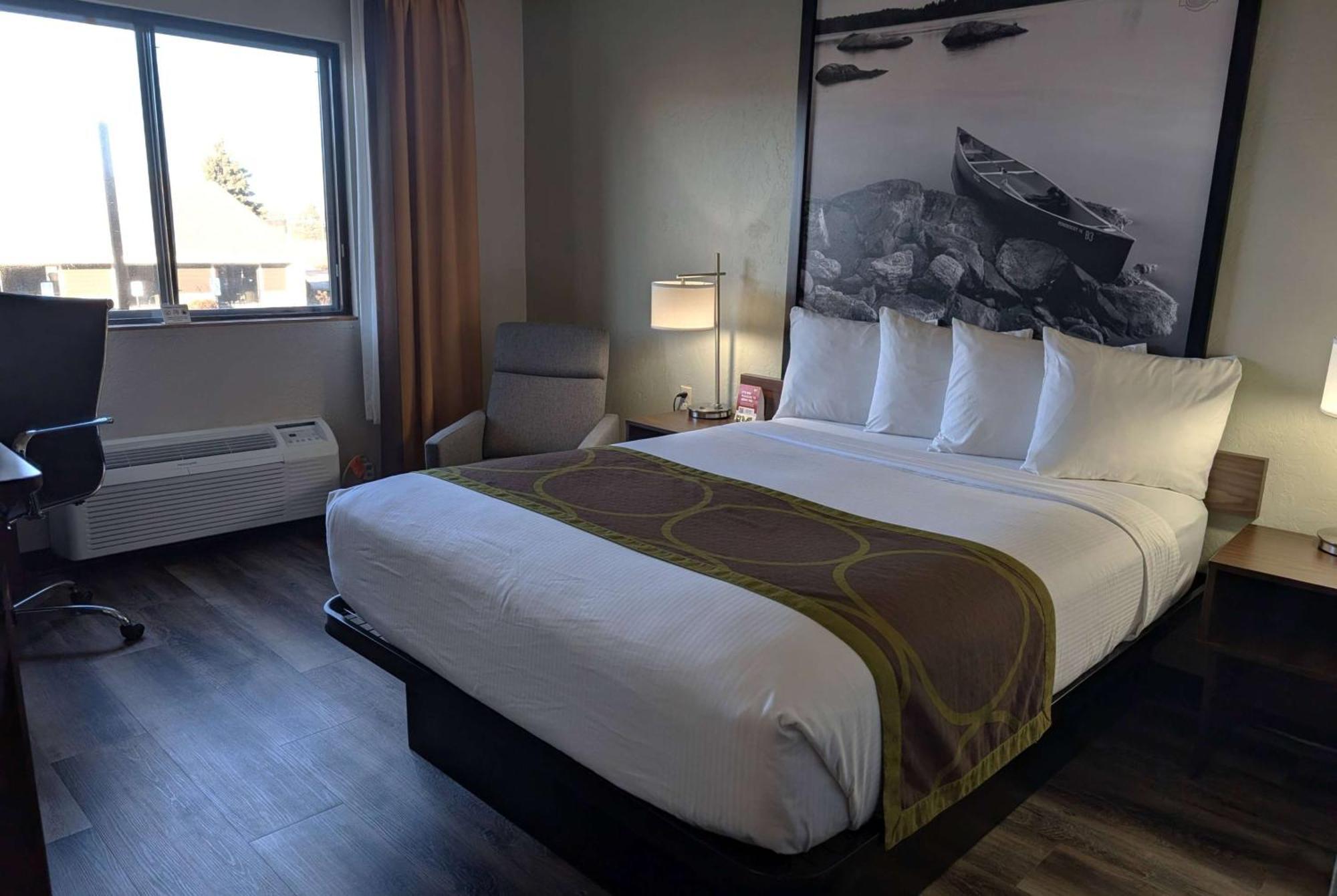 Super 8 By Wyndham Alexandria Mn Motel Eksteriør billede
